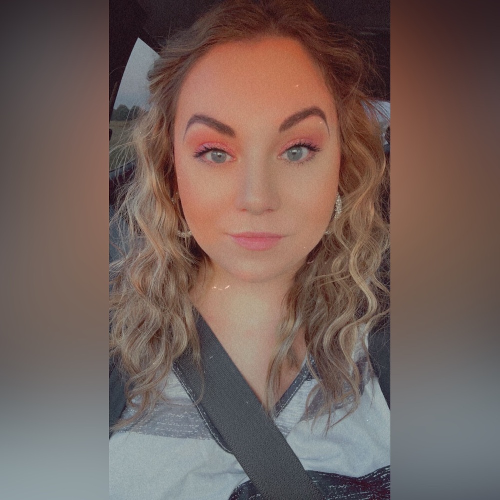 Meet your Posher, Alison